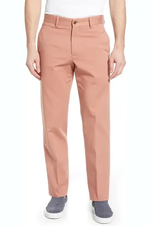 Berlei Charleston Khakis Flat Front Chino Pants in at Nordstrom, Size 38