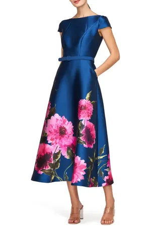 Kay Unger Ina Belted Cocktail Dress in at Nordstrom, Size 0