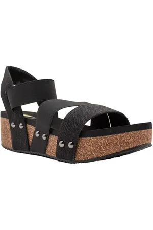 Volatile Picnic Water Resistant Platform Sandal in at Nordstrom, Size 10