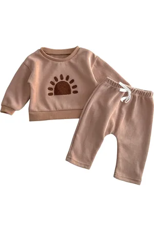 Ashmi & Co. Chase Sweatshirt & Joggers in at Nordstrom, Size 0-3M