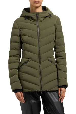 Moose Knuckles Rockcliff 5 Quilted Stretch Jacket in at Nordstrom, Size X-Small