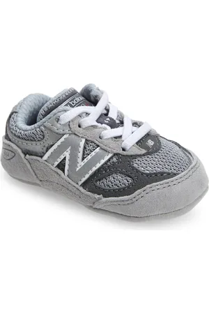 New Balance 990 Sneaker in at Nordstrom, Size 3 M