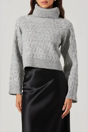 ASTR Textured Stitch Crop Turtleneck Sweater in at Nordstrom, Size Small