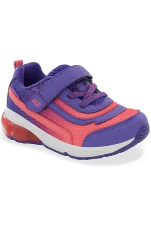 Stride Rite Made2Play?? Surge Bounce Sneaker in at Nordstrom, Size 2.5 W