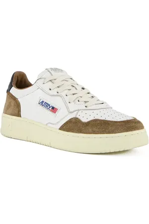 Autry Medalist Low Sneaker in at Nordstrom, Size 5Us