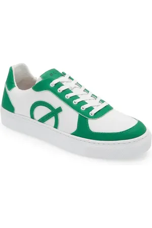 Loci Classic Water Repellent Sneaker in at Nordstrom, Size 6Us