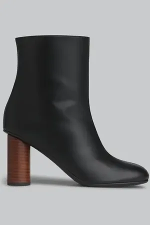 CO In at Nordstrom, Size 35