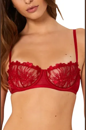 Etam Amaryllis Embroidered Underwire Demi Bra at Nordstrom, Size 32C