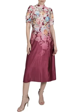Julia Jordan Floral Print Midi Dress in at Nordstrom, Size 2