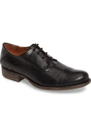 Miz Mooz Letty Oxford Flat in at Nordstrom, Size 6