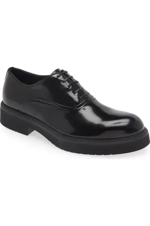 Salvatore Ferragamo Firorino Round Toe Oxford in at Nordstrom, Size 8