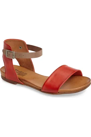 Miz Mooz Alanis Flat Sandal in at Nordstrom, Size 6