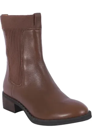Kenneth Cole Bernadette Chelsea Boot in at Nordstrom, Size 5
