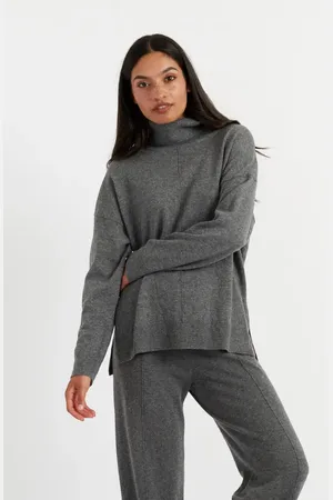 Chinti & Parker Relaxed Roll Neck Wool & Cashmere Sweater in at Nordstrom, Size X-Large