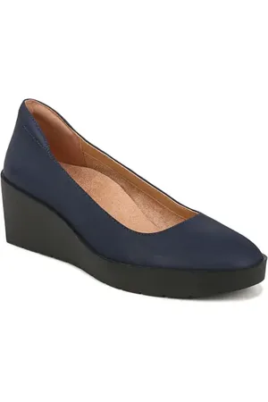 Vionic Sereno Wedge Pump in at Nordstrom, Size 6
