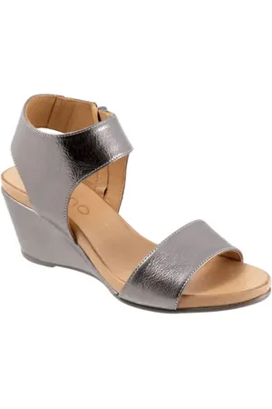 Bueno Ida Ankle Strap Wedge Sandal in at Nordstrom, Size 7.5-8Us
