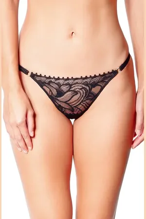 Huit Nuit Folles Lace Thong in at Nordstrom, Size Small