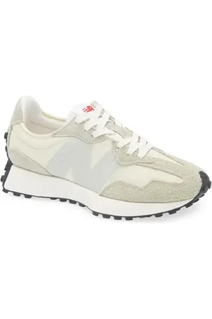 New Balance 327 Sneaker in at Nordstrom, Size 5.5