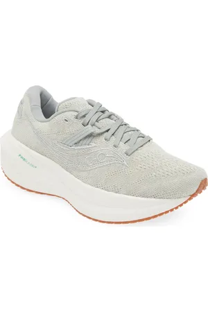 Saucony Triumph RFG Running Shoe in at Nordstrom, Size 7