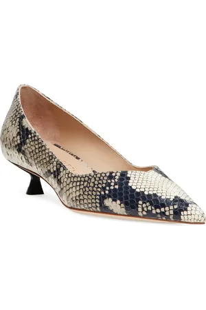 Stuart Weitzman Eva Kitten Heel Pointed Toe Pump in at Nordstrom, Size 5