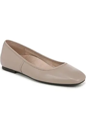 Vionic Orinda Square Toe Flat in at Nordstrom, Size 5