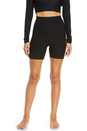 Beyond Yoga Keep Pace Space Dye Bike Shorts in at Nordstrom, Size X-Small