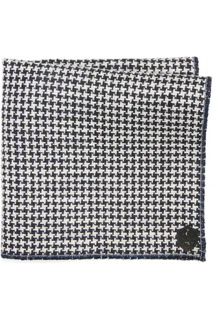 CLIFTON WILSON Houndstooth Cotton Pocket Square in at Nordstrom