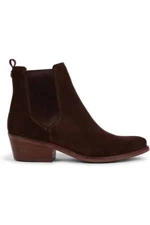 PENELOPE CHILVERS Rove Chelsea Boot in at Nordstrom, Size 5Us