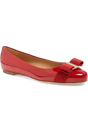 Salvatore Ferragamo Varina Leather Flat in at Nordstrom, Size 5