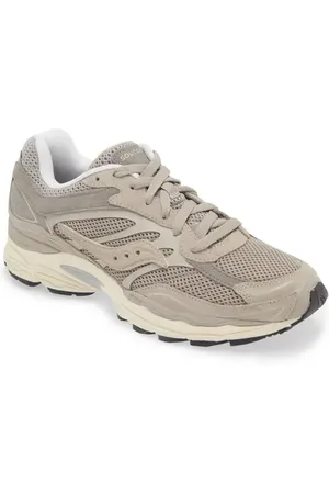 Saucony ProGrid Omni 9 Sneaker in at Nordstrom, Size 7