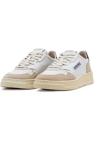 Autry Medalist Low Sneaker in at Nordstrom, Size 14Us