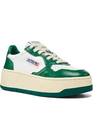 Autry Medalist Sneaker in at Nordstrom, Size 9Us