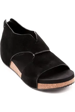 Volatile Gainsbourg Platform Wedge Sandal in at Nordstrom, Size 7