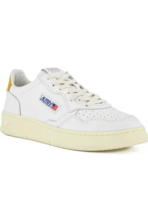 Autry Medalist Low Sneaker in at Nordstrom, Size 9Us
