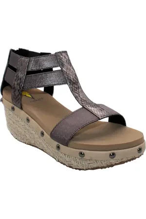 Volatile Zayanta Wedge Sandal in at Nordstrom, Size 8
