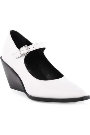 Seychelles Sparks Pointed Toe Mary Jane Pump in at Nordstrom, Size 8.5