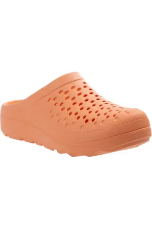 REVITALIGN Fusion Vitality Clog in at Nordstrom, Size 7