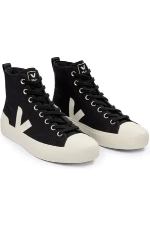 Veja Wata II High Top Sneaker in at Nordstrom, Size 46