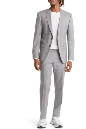 HUGO BOSS Virgin Wool Suit in at Nordstrom, Size 36 Regular