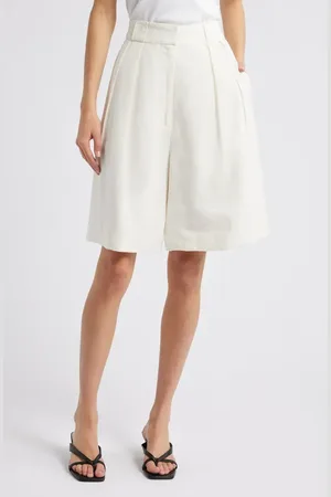 Solid The Lalleen Pleated Bermuda Shorts in at Nordstrom, Size Medium
