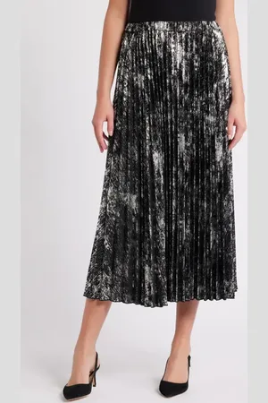 Anne Klein Metallic Pleated Skirt in at Nordstrom, Size X-Large
