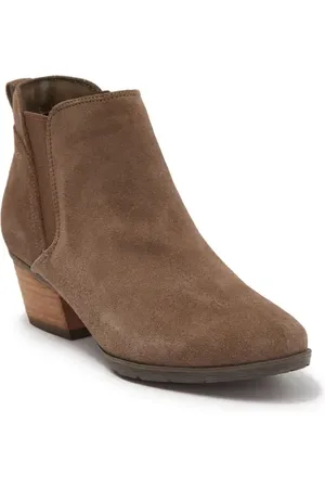 Blondo Victory Waterproof Bootie in at Nordstrom, Size 11