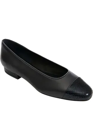 Vaneli Cap Toe Flat in at Nordstrom, Size 5