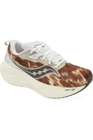 Saucony X Nordstrom Triumph 22 Running Shoe in at Nordstrom, Size 5