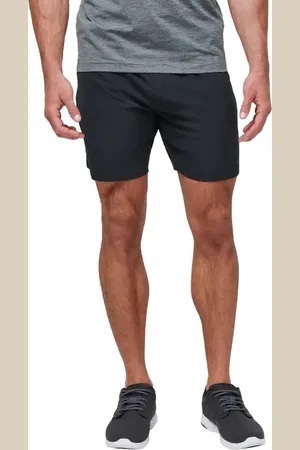Travis Mathew Heater Performance Shorts in at Nordstrom, Size Medium