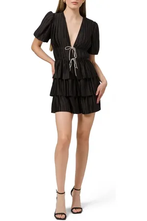 WAYF Pleated Tiered Dress in at Nordstrom, Size Medium