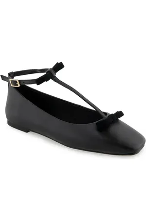 Kenneth Cole Juliet T-Strap Flat in at Nordstrom, Size 6.5