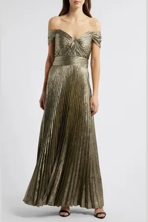 Tahari ASL Metallic Off the Shoulder Pleated Gown in at Nordstrom, Size 12