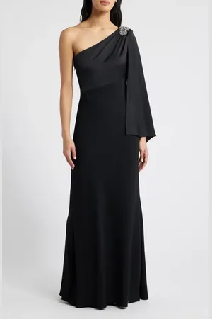 Vince Camuto Rhinestone Detail One-Shoulder Satin Gown in at Nordstrom, Size 10