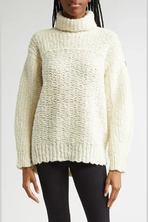 Moncler High-Low Virgin Wool Blend Turtleneck Sweater in at Nordstrom, Size X-Small